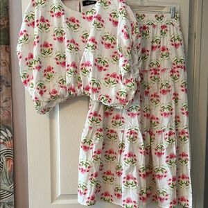 Summer floral set. A comfy M.